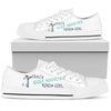 Crazy golf addicted kinda girl Women's Low Top Shoe